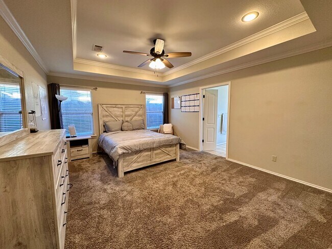 Building Photo - 5205 Greathouse Ave