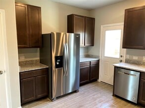 Building Photo - 25545 Northpark Spruce Dr