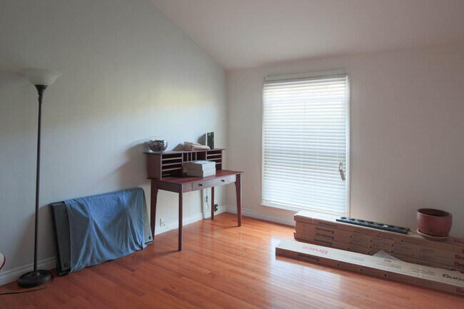 Building Photo - Rare newer one level view single family home