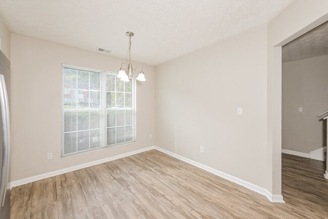 Building Photo - 3915 Waldrop Ln