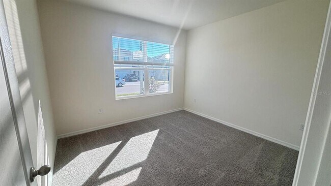 Building Photo - 914 Princess Sabal Pt