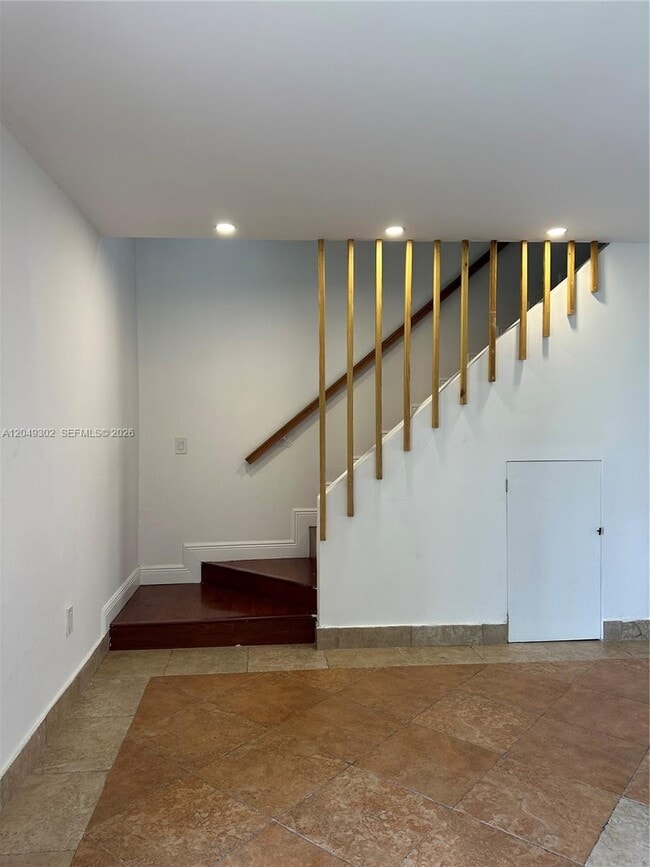 Building Photo - 399 NW 72nd Ave