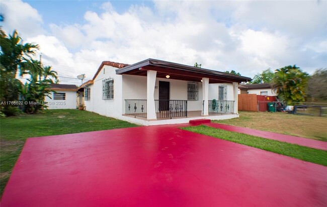 Building Photo - 7591 SW 28th Street Rd