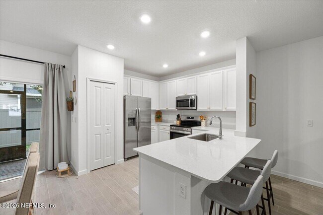 Building Photo - 90 Carmella CT