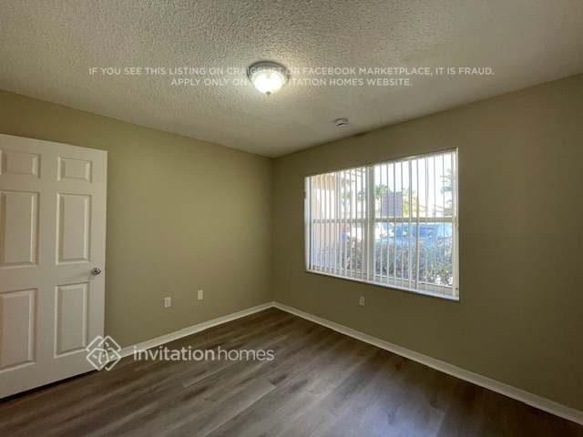 Building Photo - 16263 SW 83rd St