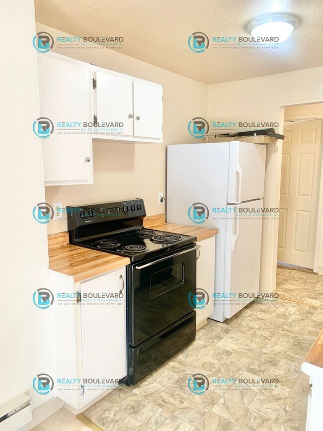 Building Photo - 3909 Clear Acre Ln