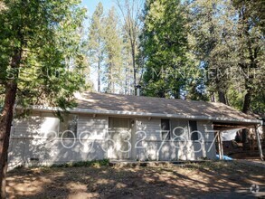 Building Photo - 2 Bedroom 1 Bath Home in Twain Harte!