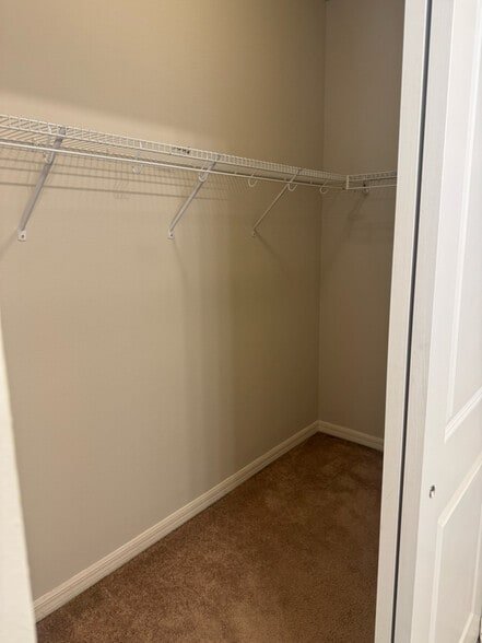 Building Photo - 1211 Chervil Dr