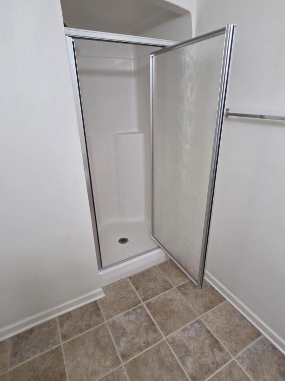 Building Photo - 687 Camp St