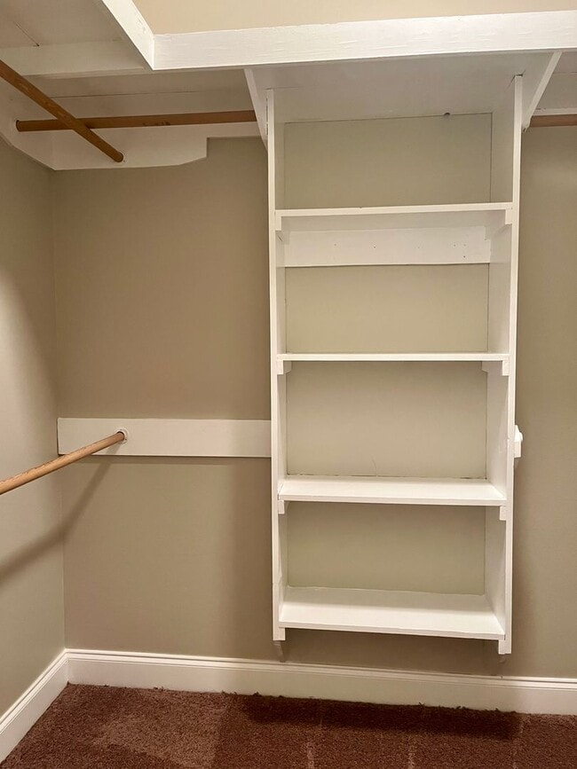 Building Photo - GEISMAR, right across 74 from Dutchtown Schools!  3br/2ba