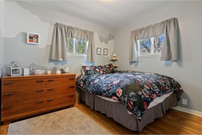 Building Photo - Gorgeous 4BR/2BA Home with Finished Lower ...