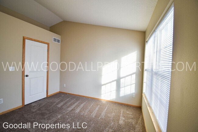 Building Photo - 2 br, 2 bath House - 15211 Greenbelt Drive