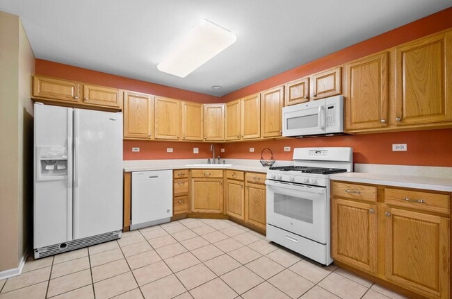 Building Photo - 2282 Foxmoor Ln