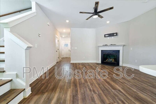 Building Photo - 1069 Millison Pl