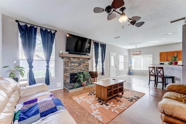 Building Photo - 14403 Cypress Green Dr