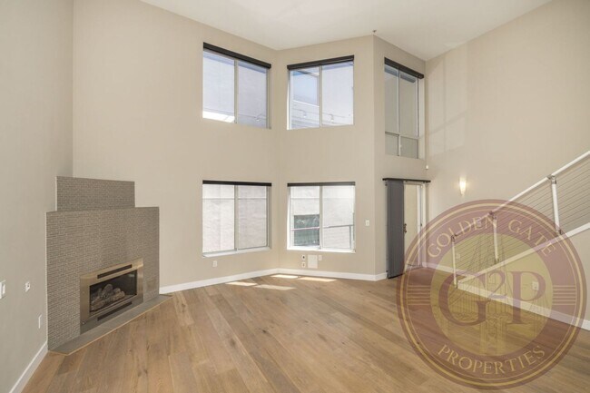 Building Photo - SoMa - 1 BR, 2 BA Loft 975 Sq. Ft. - 3D Vi...