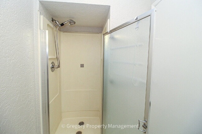 Building Photo - 19711 Bartlett Rd