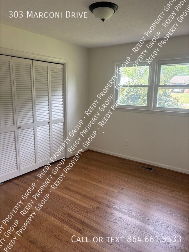 Building Photo - 303 Marconi Dr