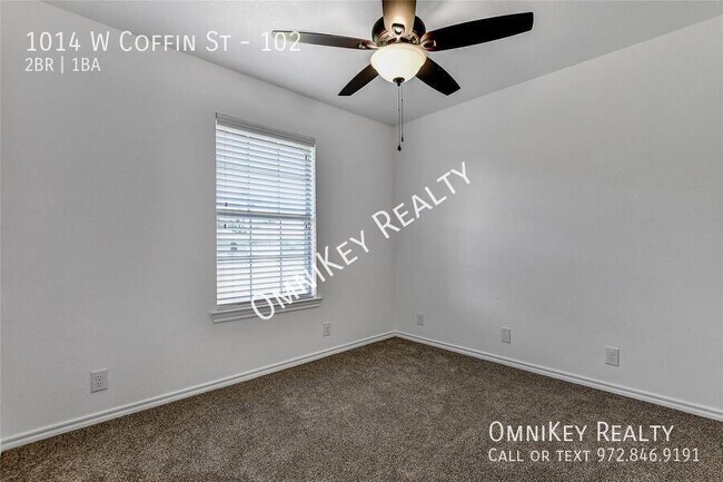 Building Photo - 1014 W Coffin St