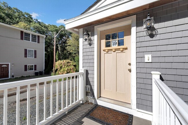 Building Photo - 19 Winthrop Ave