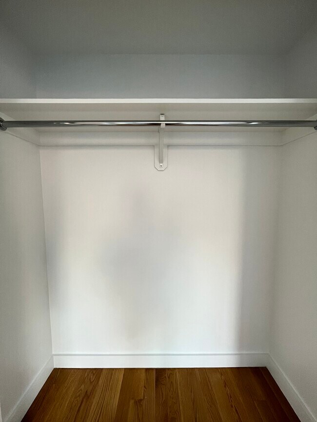 Interior Photo - The Bergen