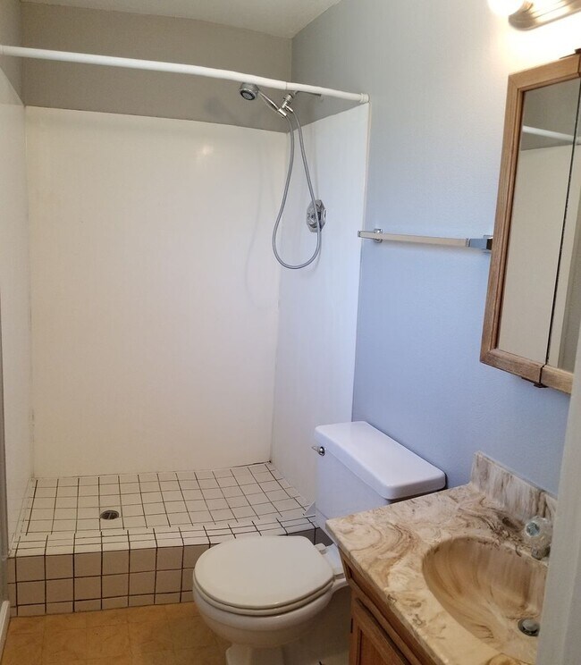 Building Photo - COMING SOON....NICE 4 BED 2 BATH CORNER LO...