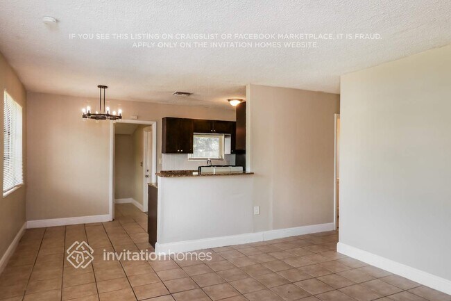 Building Photo - 6020 NW 43rd Ave