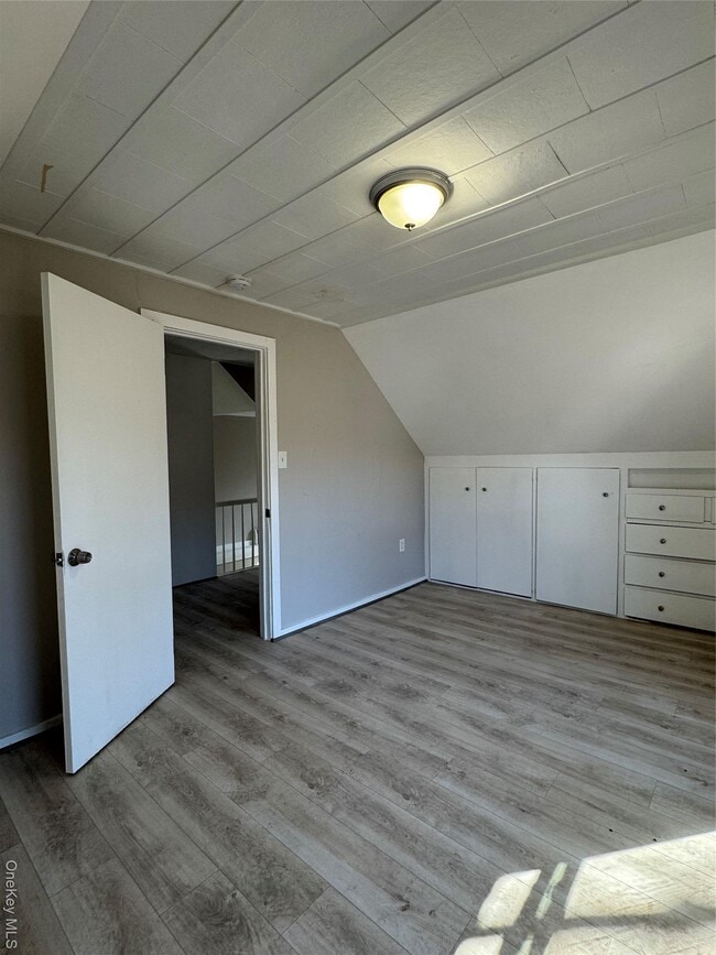 Building Photo - 440 N Main St