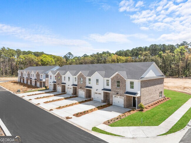 Building Photo - 15 Azalea Ln