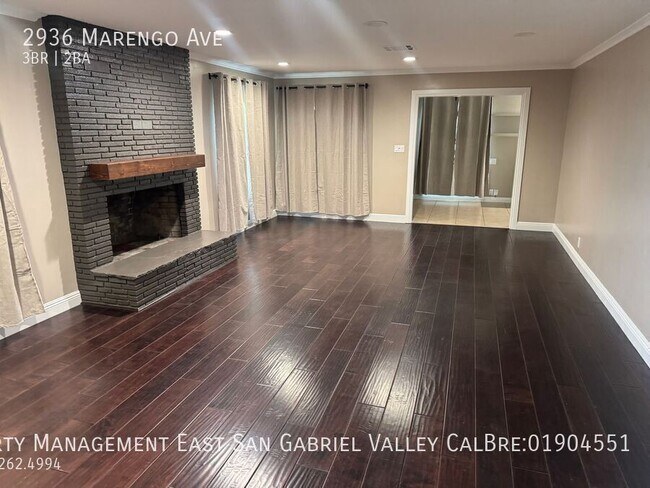 Building Photo - 2936 N Marengo Ave