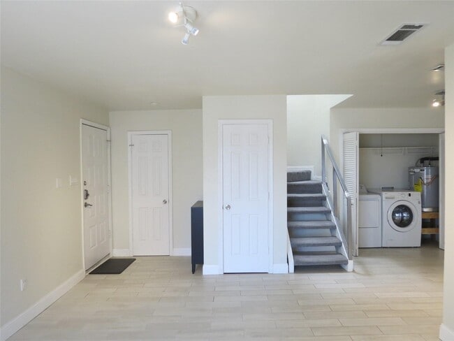 Building Photo - 5757 E University Blvd