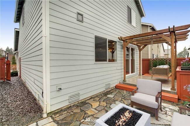 Building Photo - Your Perfect Lake Stevens Home — Stylish, ...