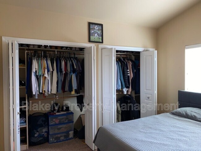 Building Photo - 2923 W Lemhi St