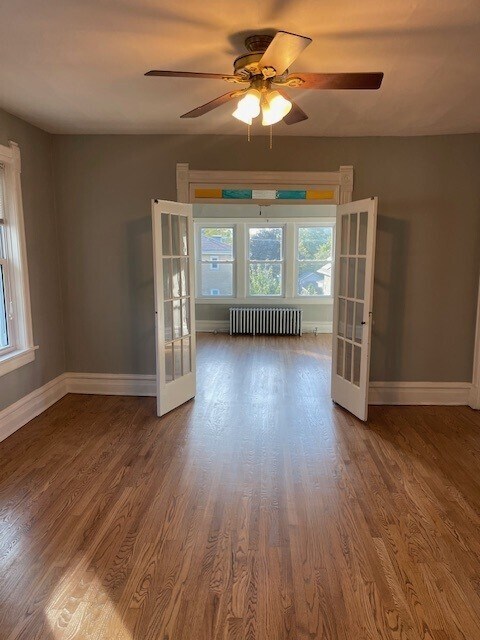 Building Photo - 122 Elgin Ave