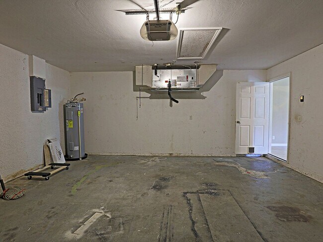 Building Photo - SFH - Cape Coral 325