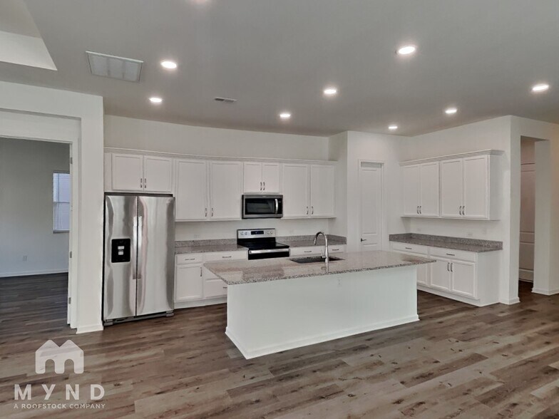 Building Photo - 4607 Kobus Ct.