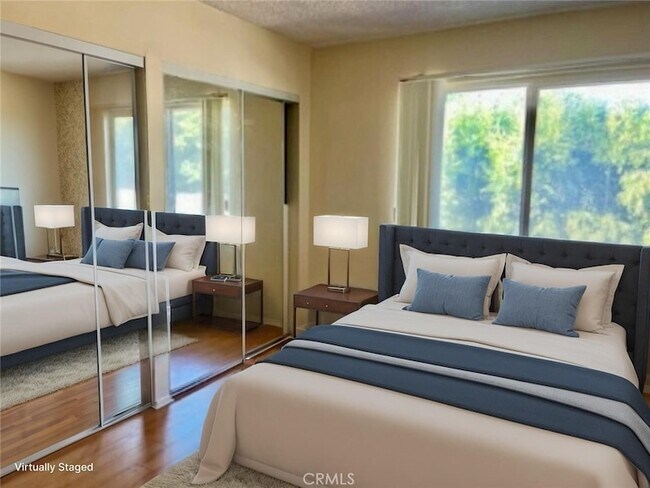 Building Photo - 22855 Vanowen St