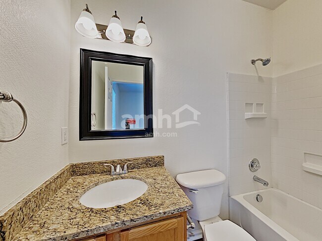 Building Photo - 14811 E 118th Pl