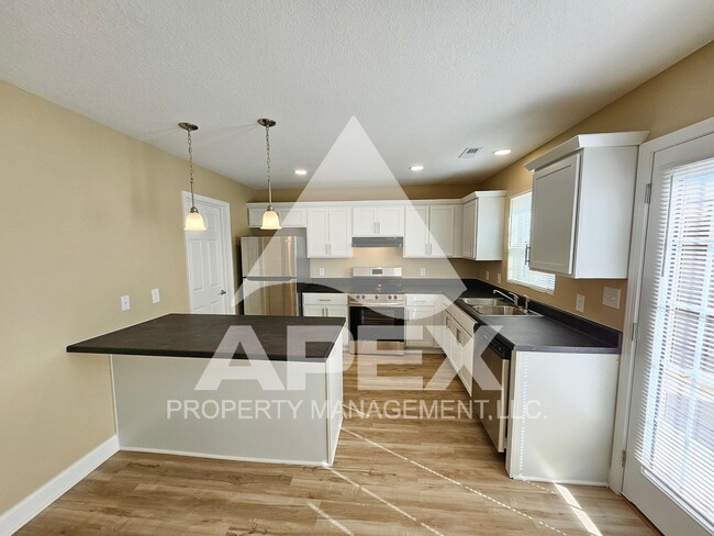 Building Photo - AVALON TOWNHOMES – BRAND NEW 2 Bd/2.5 Ba T...