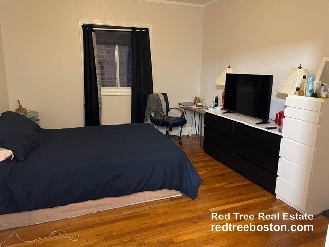 Building Photo - 40 Orchard Rd