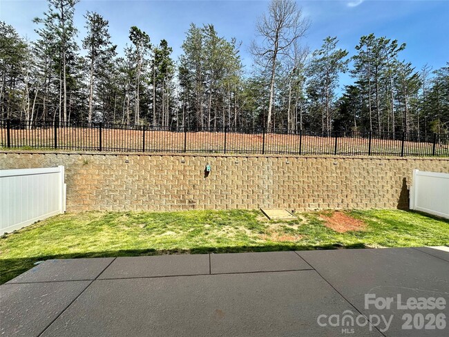 Building Photo - 1339 Mifflin Ln