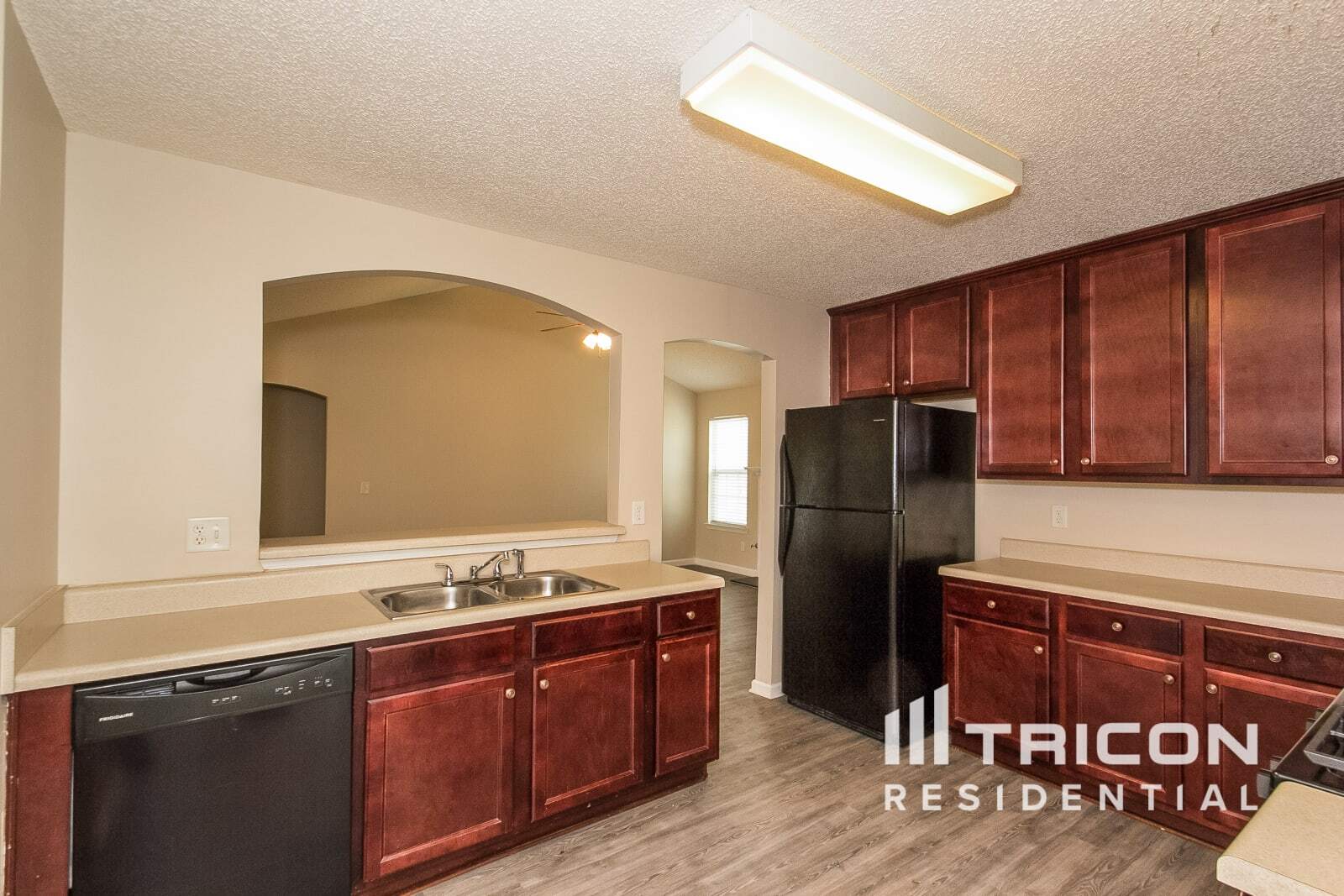 Building Photo - 4991 Larkspur Ln