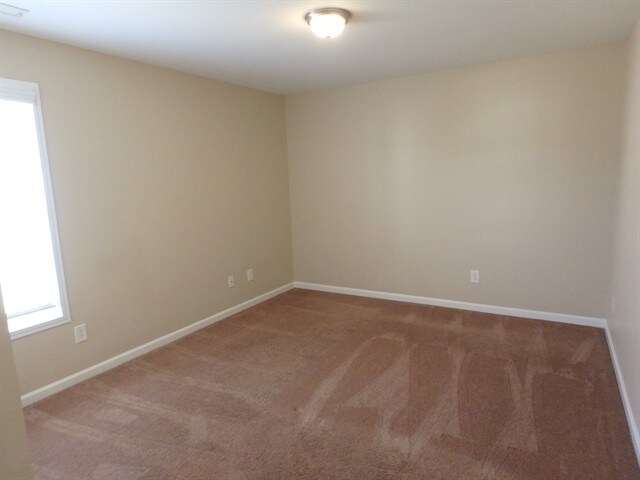 Building Photo - 3919 Carolina Cherry Dr