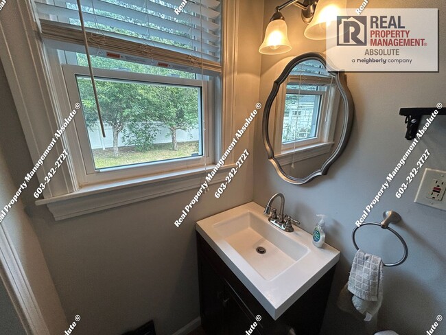 Building Photo - Charming 3-Bedroom Single-Family Home for ...