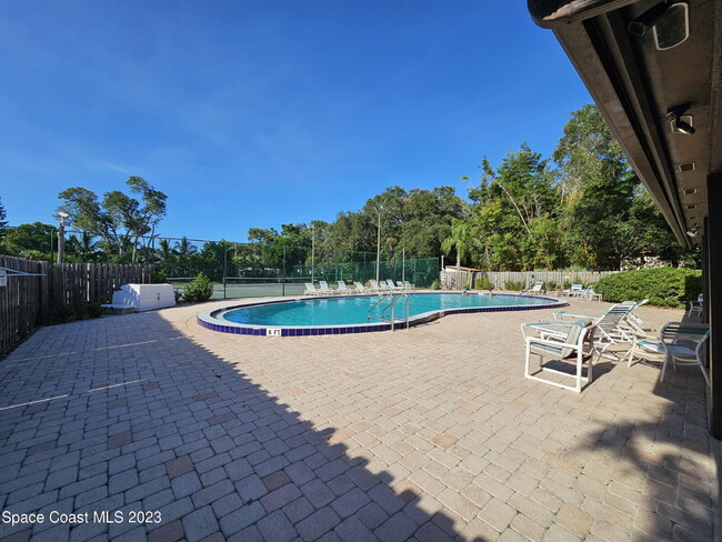 Building Photo - 8779 Cocoa Ct