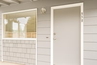 Building Photo - 2 bedroom 1 bath, pet-friendly, duplex uni...