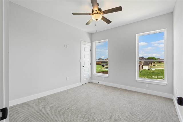 Building Photo - 681 Davenport Dr