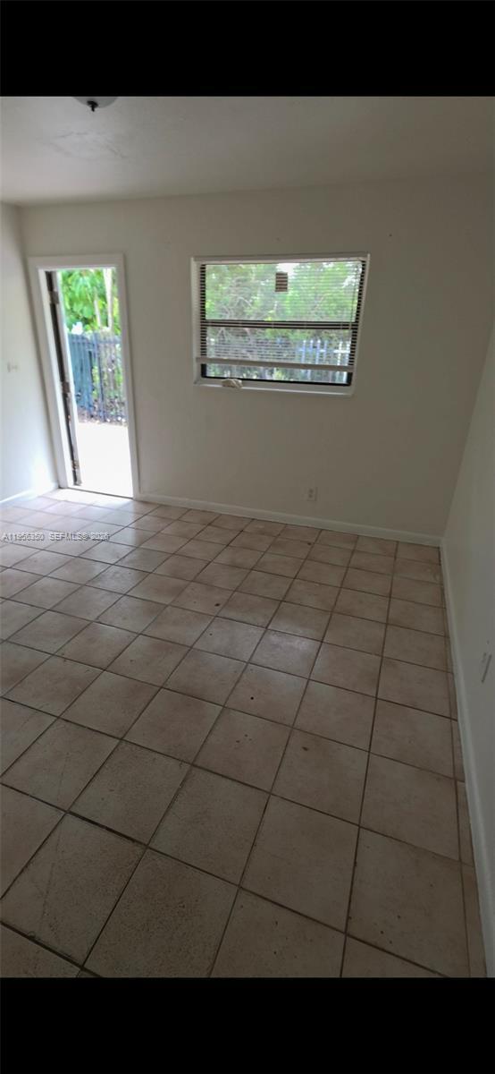 Building Photo - 848 NW 10th St