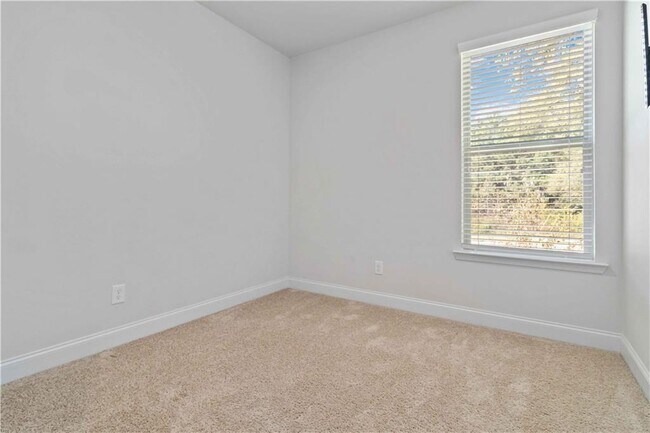 Building Photo - 3437 Sumersbe court