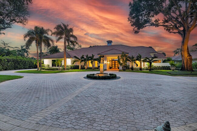 Building Photo - 1504 Breakers W Blvd